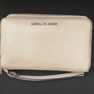 MK continental wallet